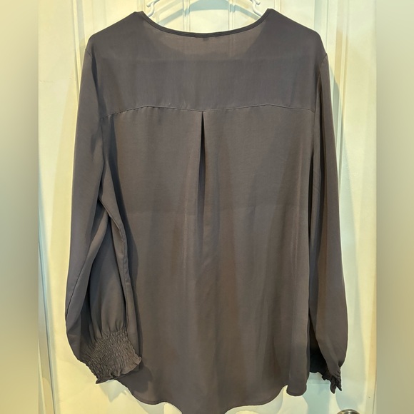 Maurices L tunic top, dress up or casual - Picture 3 of 4